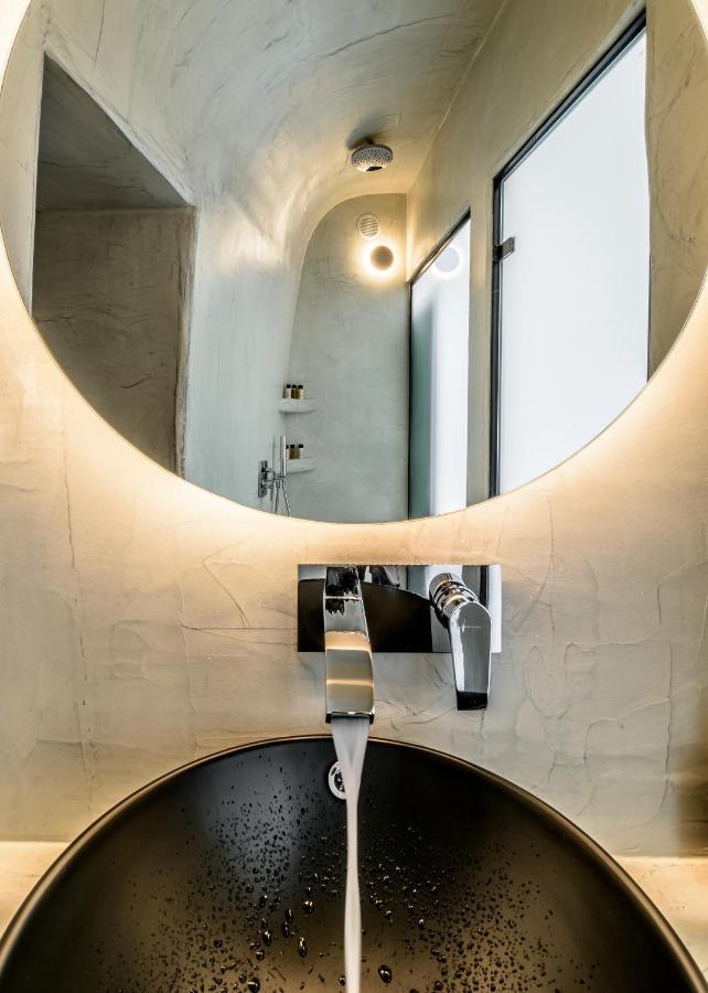 Anila Suites Fira  Extérieur photo