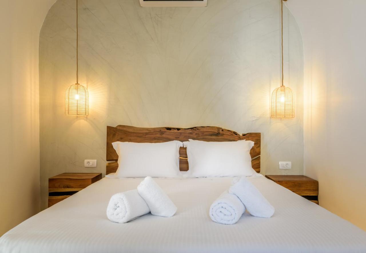 Anila Suites Fira  Extérieur photo