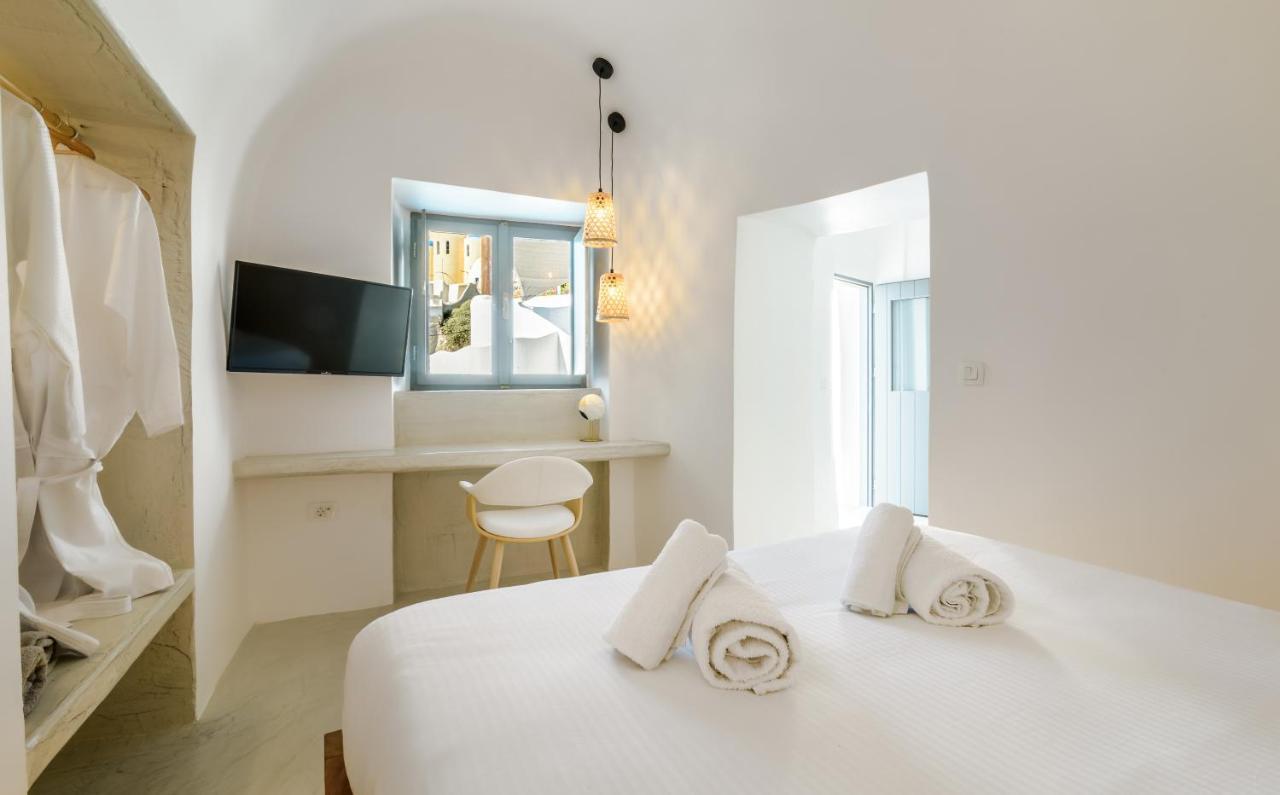 Anila Suites Fira  Extérieur photo