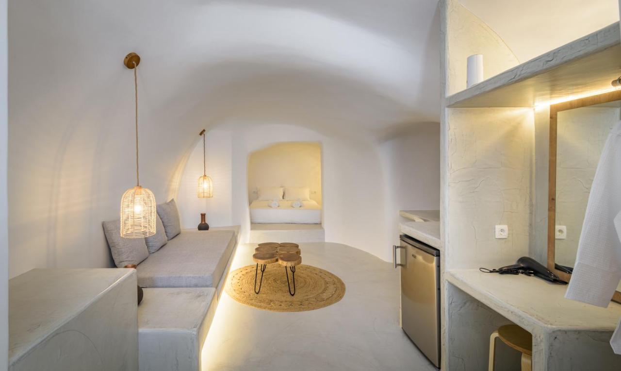 Anila Suites Fira  Extérieur photo