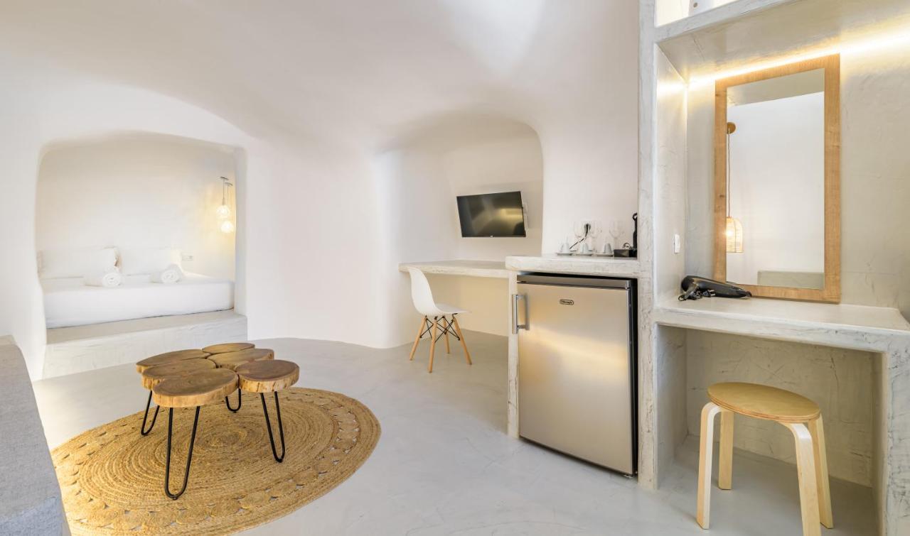Anila Suites Fira  Extérieur photo