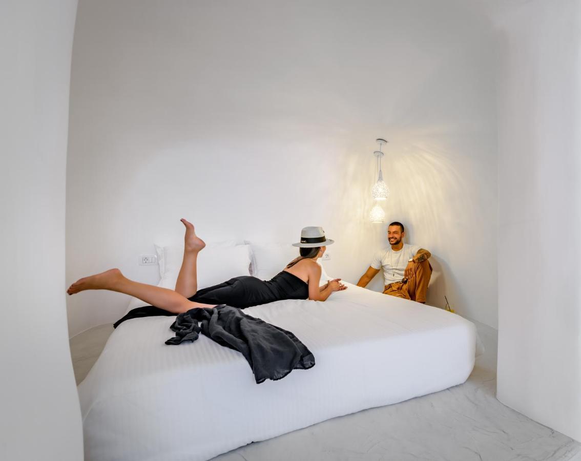 Anila Suites Fira  Extérieur photo